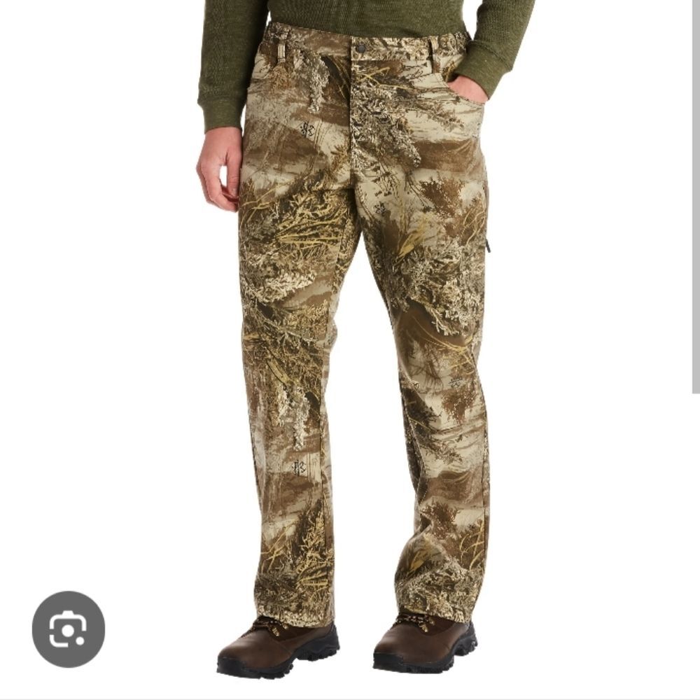 New Realtree Men's Camouflage Cargo Pants Medium